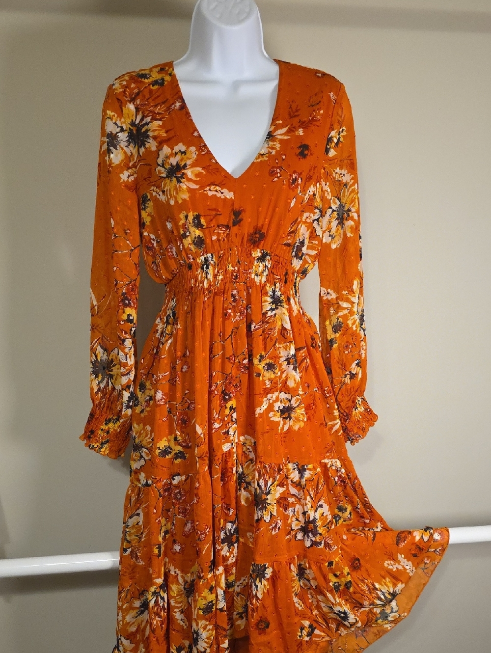 NY Collection Midi Dress. Size Medium.